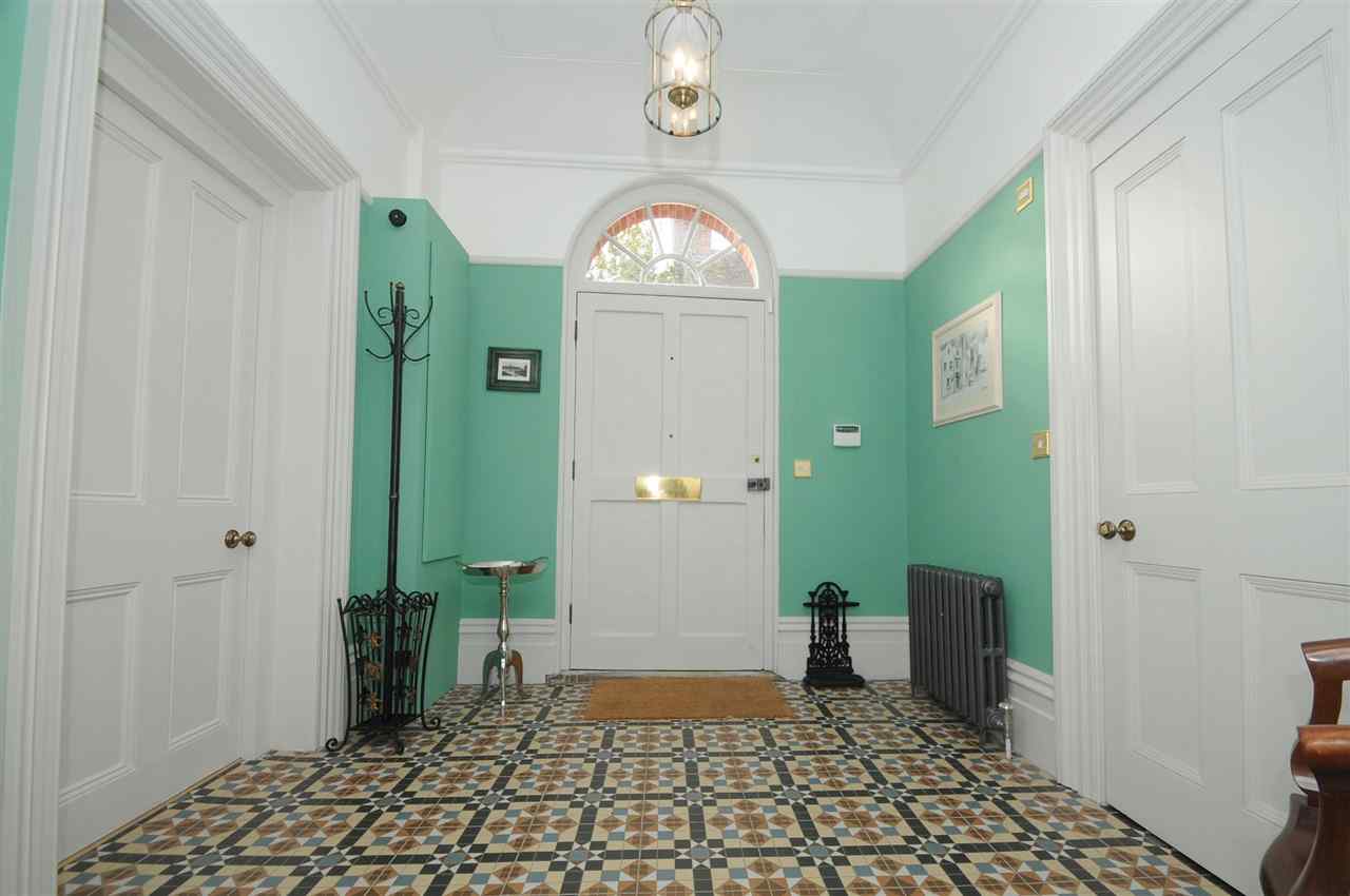 resized-2349823-Quay House Entrance hallway.jpg